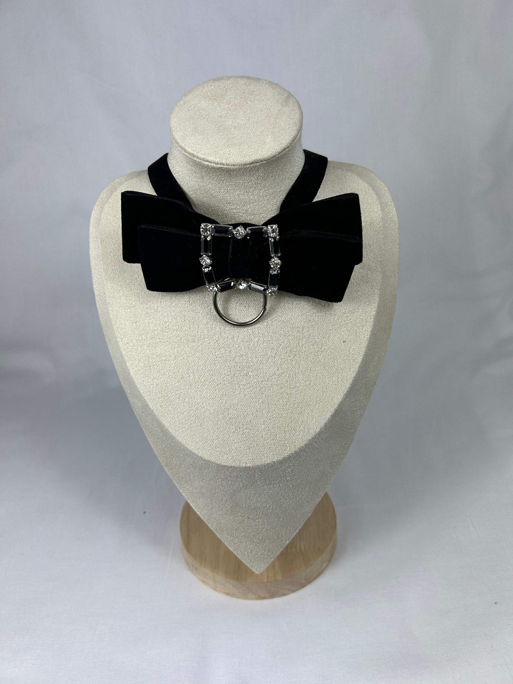 Choker + Brosch Stor Svart Sammet