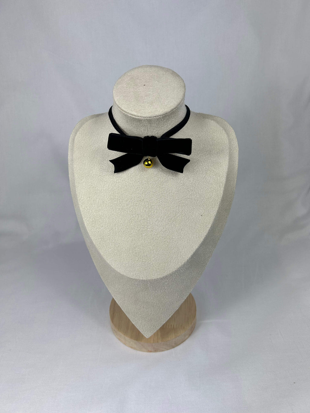 Choker Svart Sammet Liten Bjällra