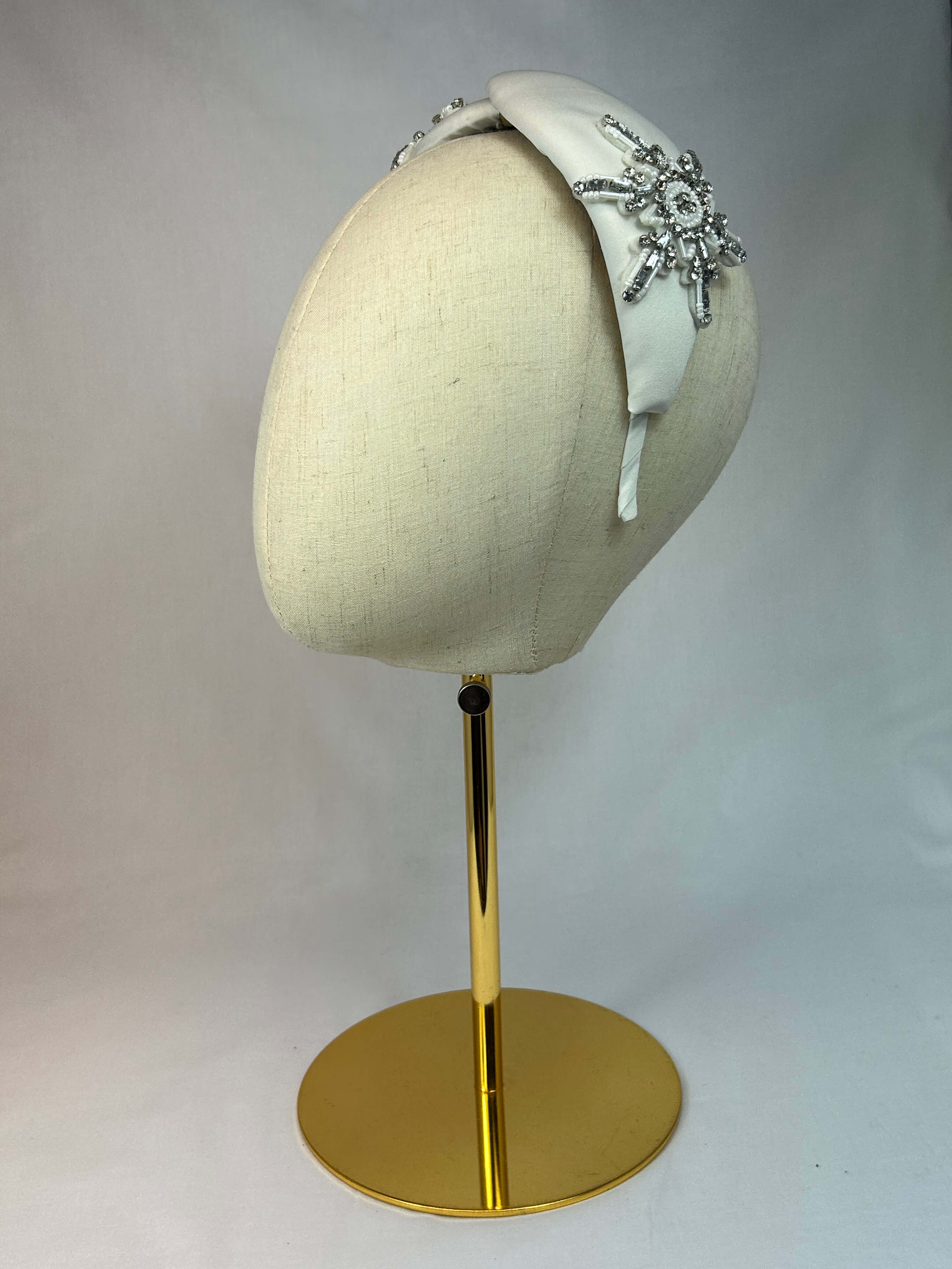 Diadem Vit Pärlsjöstjärnor