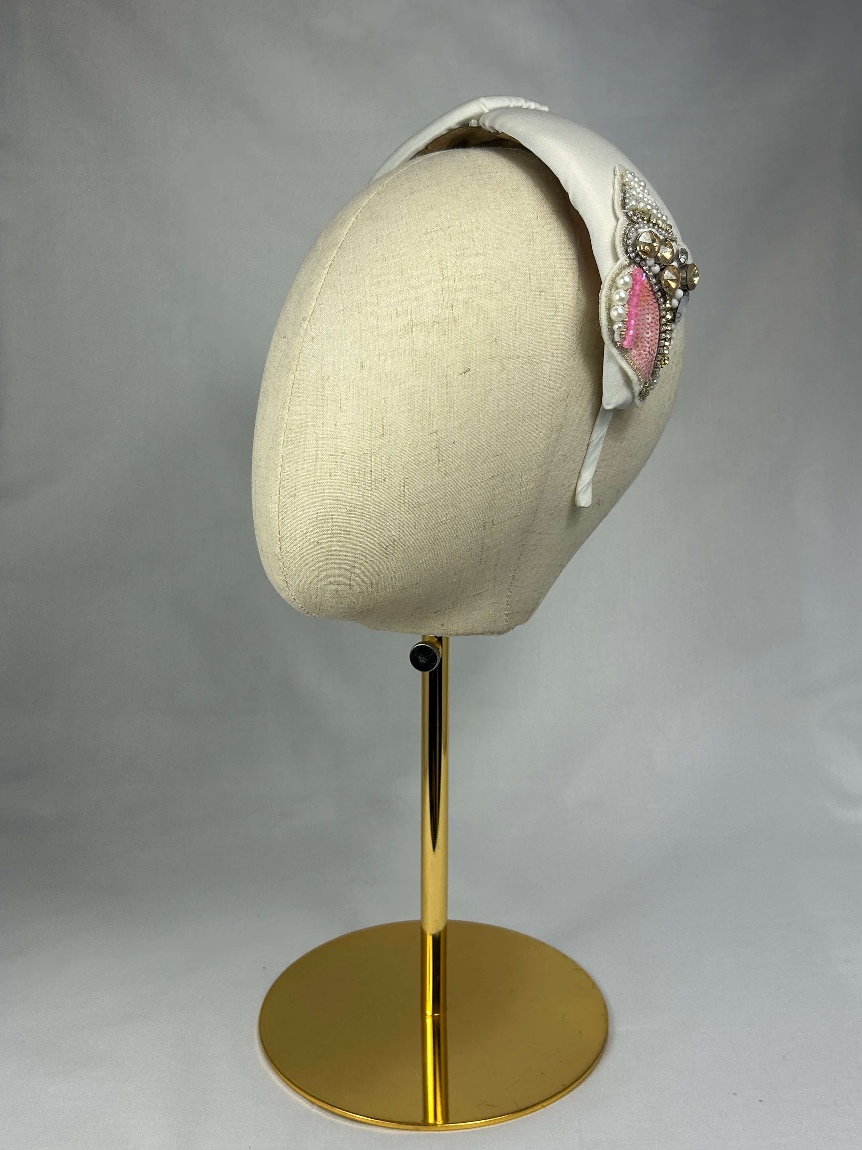 Diadem Vit Rosa Pärlsjöstjärnor