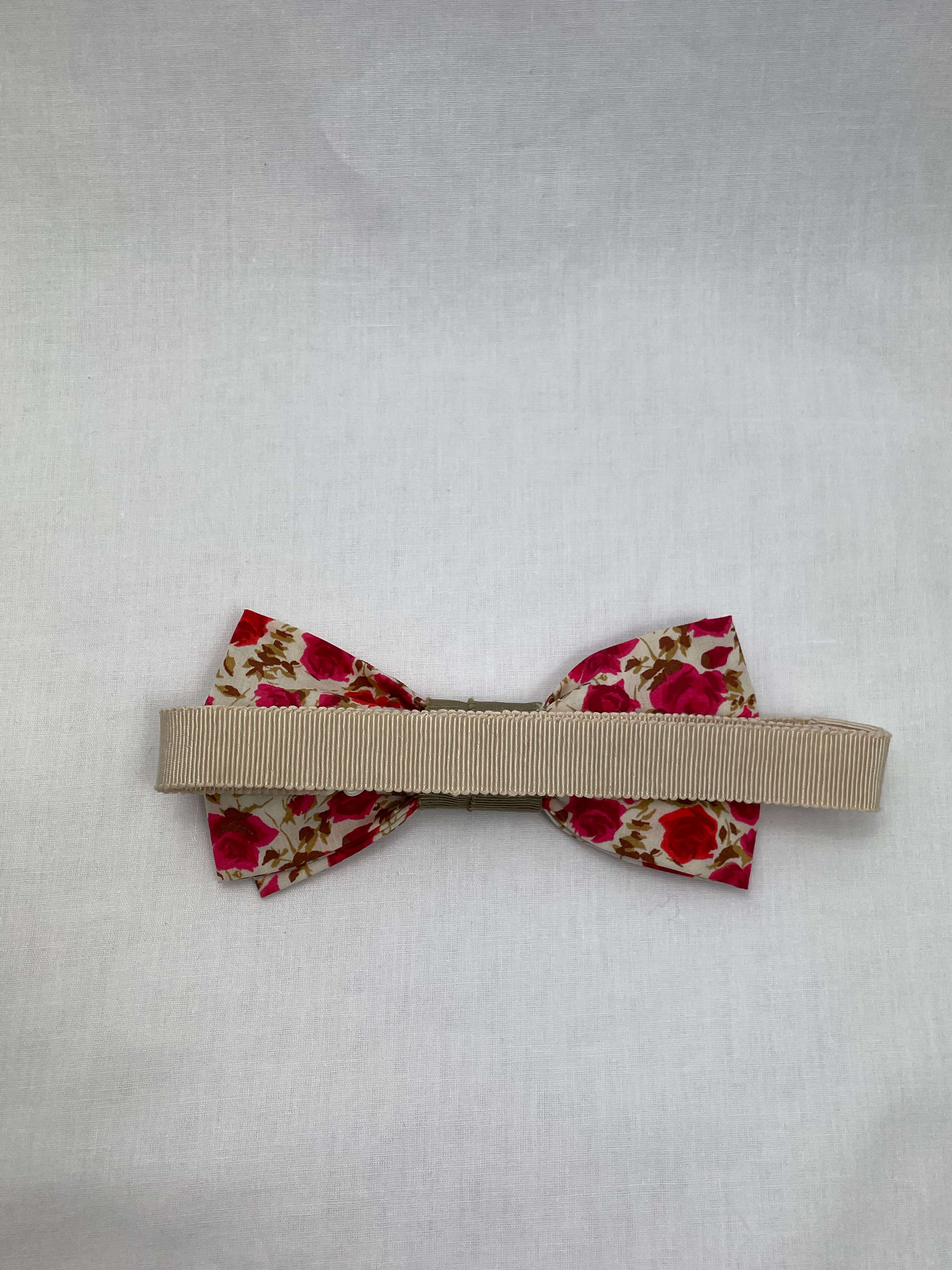 Flugor OffWhite Röd Blommig