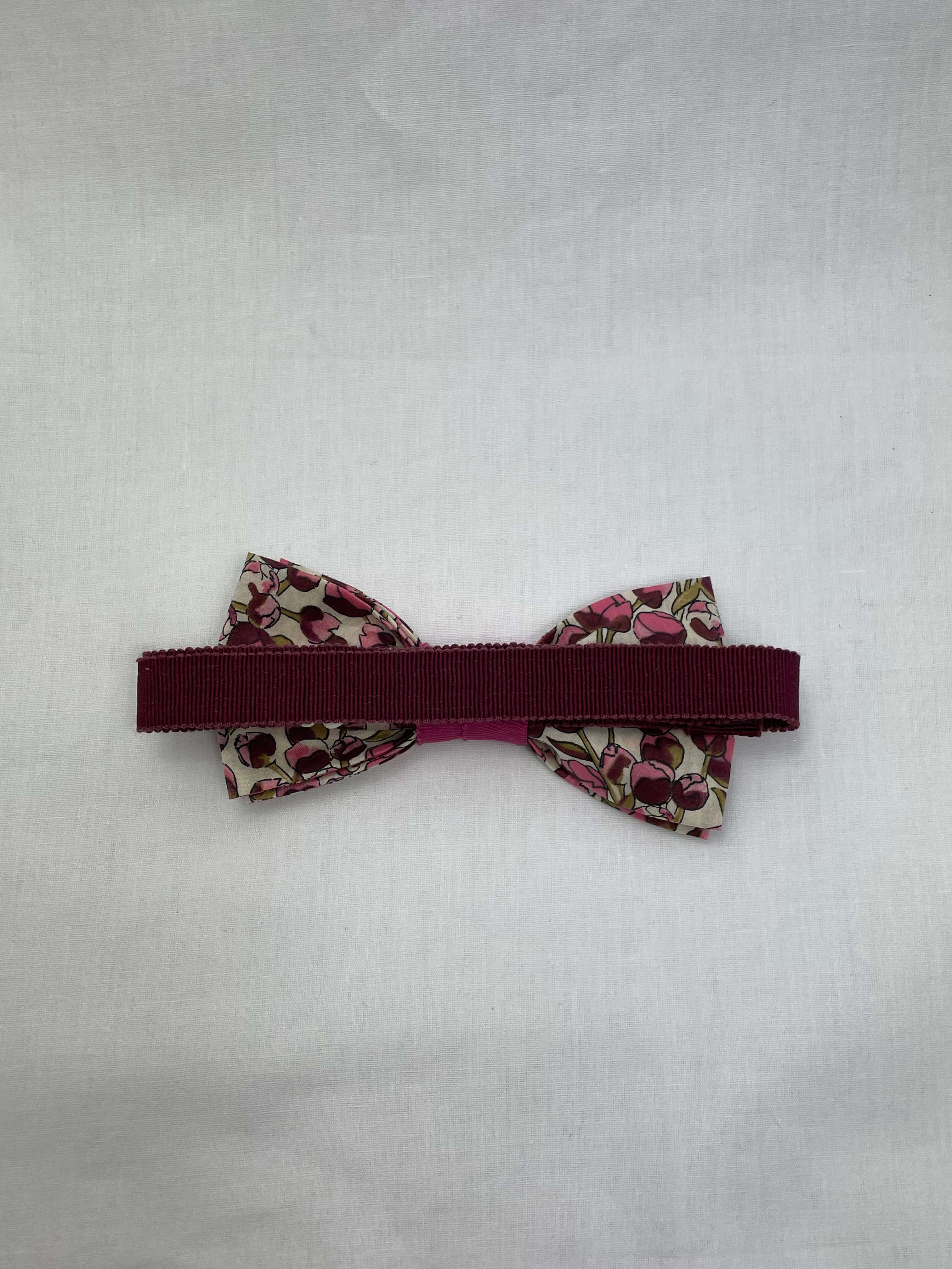 Flugor Rosa Vinröd Blommig