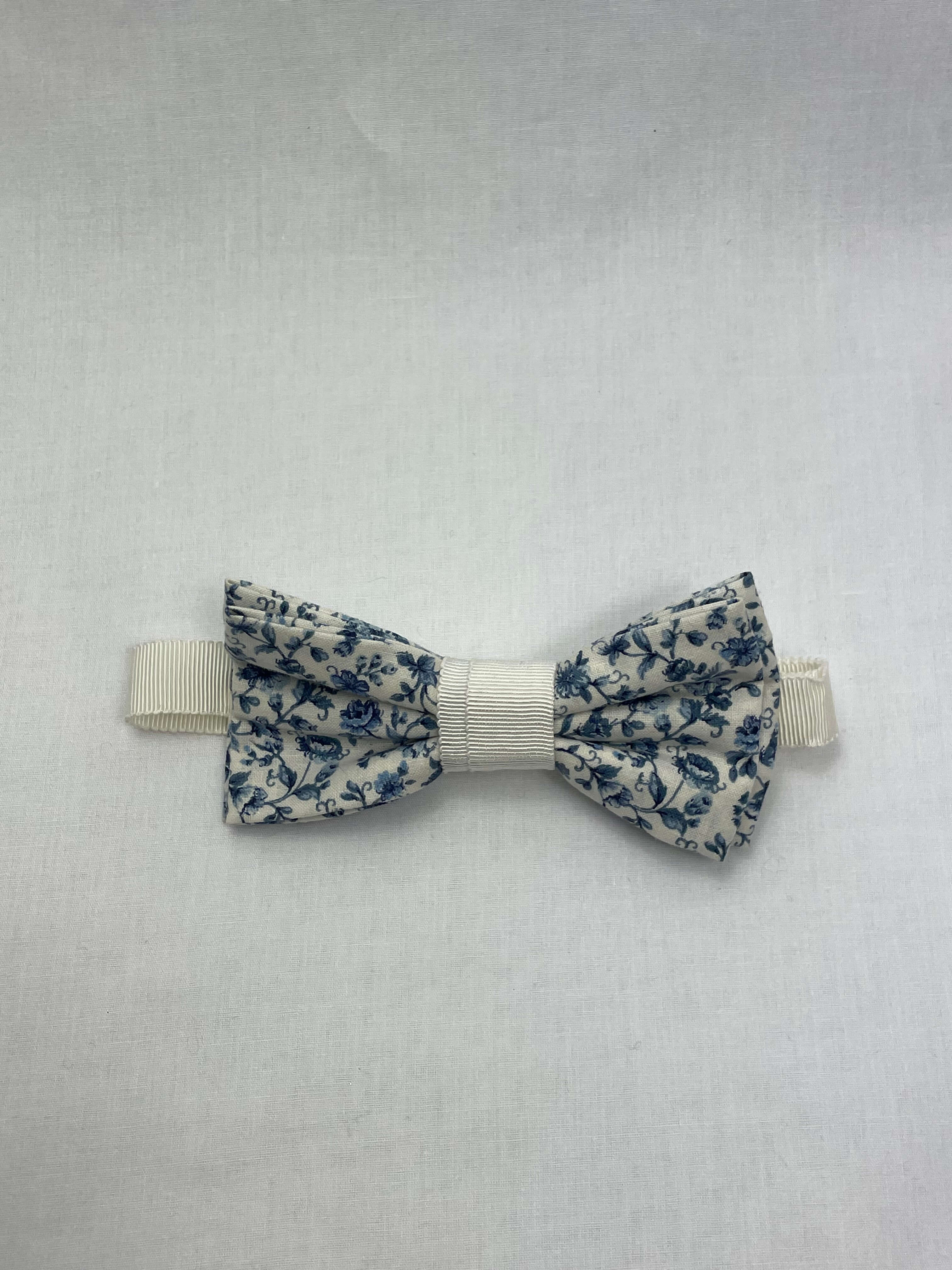 Flugor Vit Blå Blommig