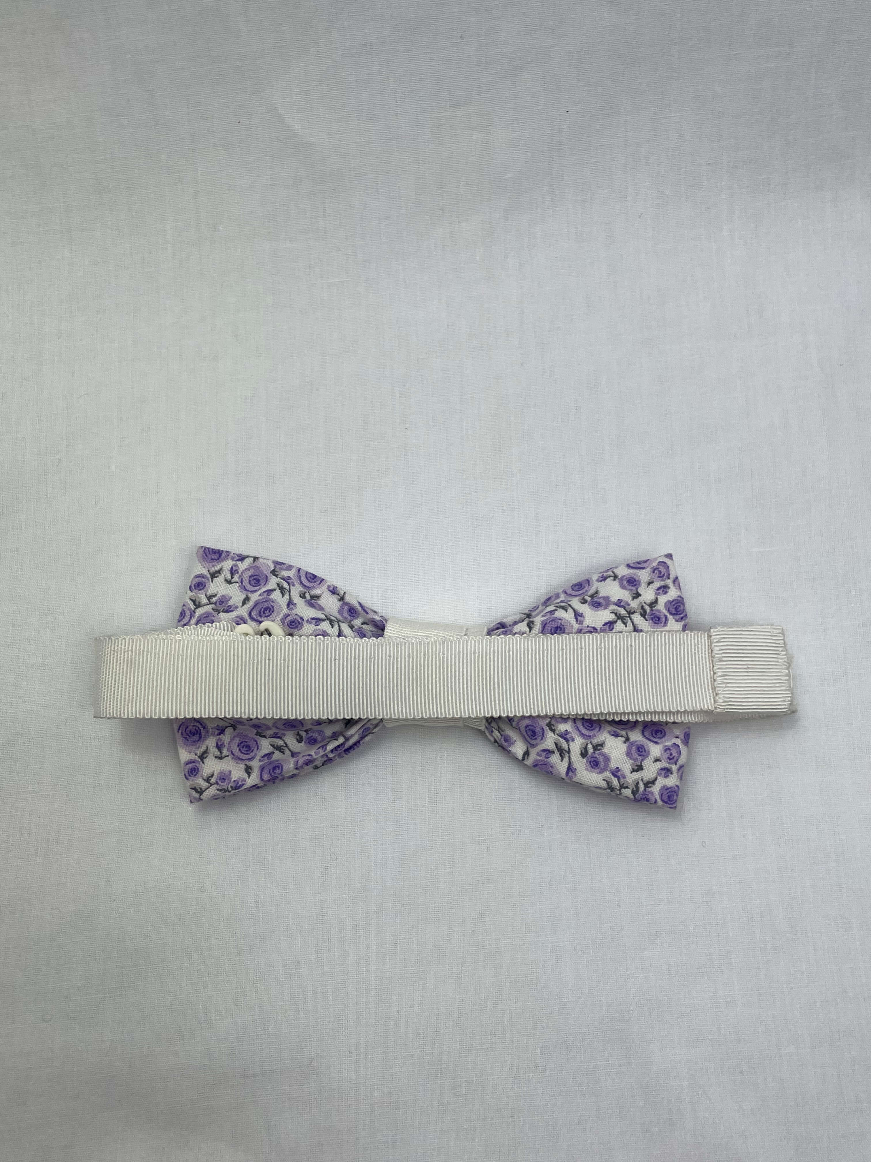 Flugor Vit Lila Blommig