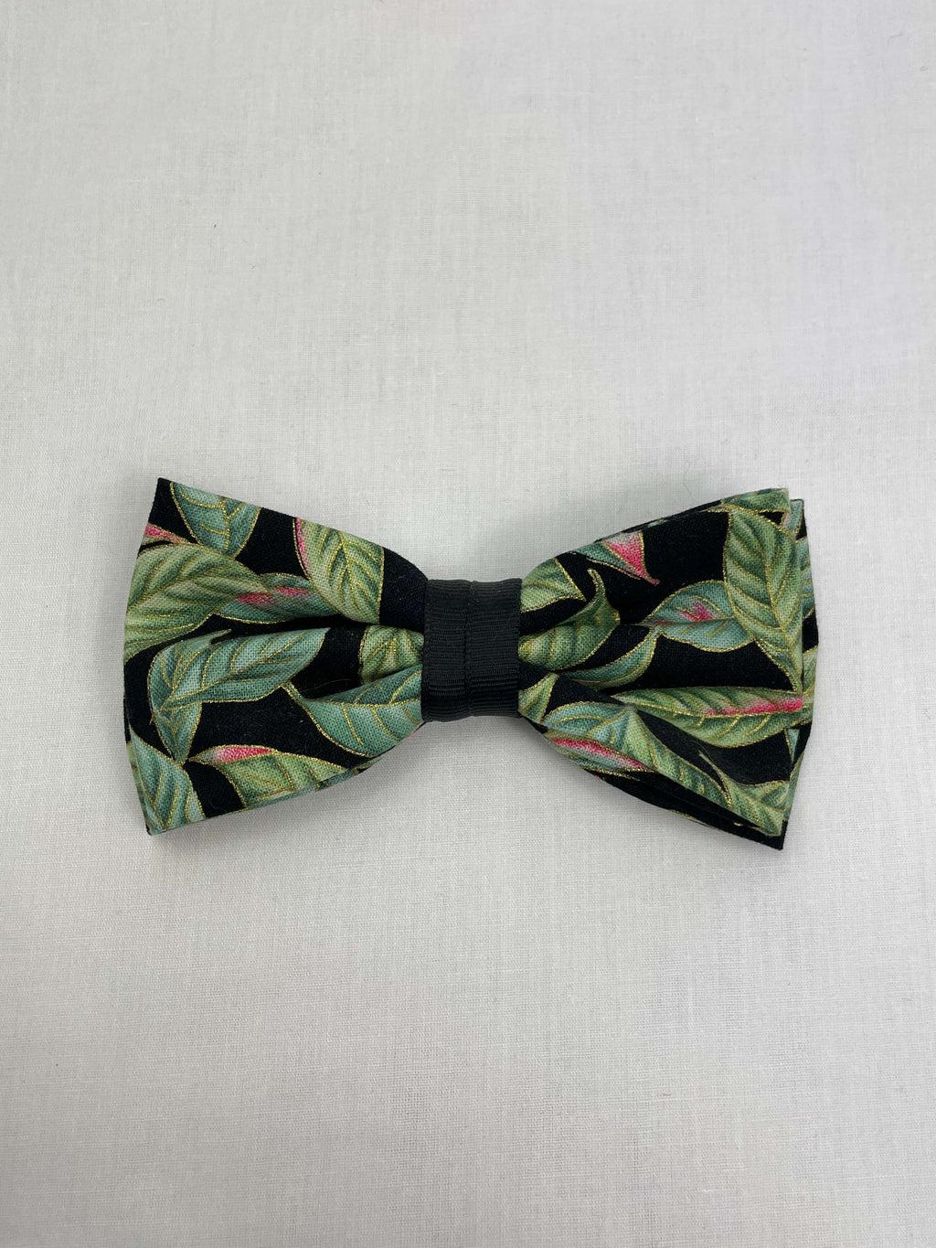 Hundfluga Svart Blad