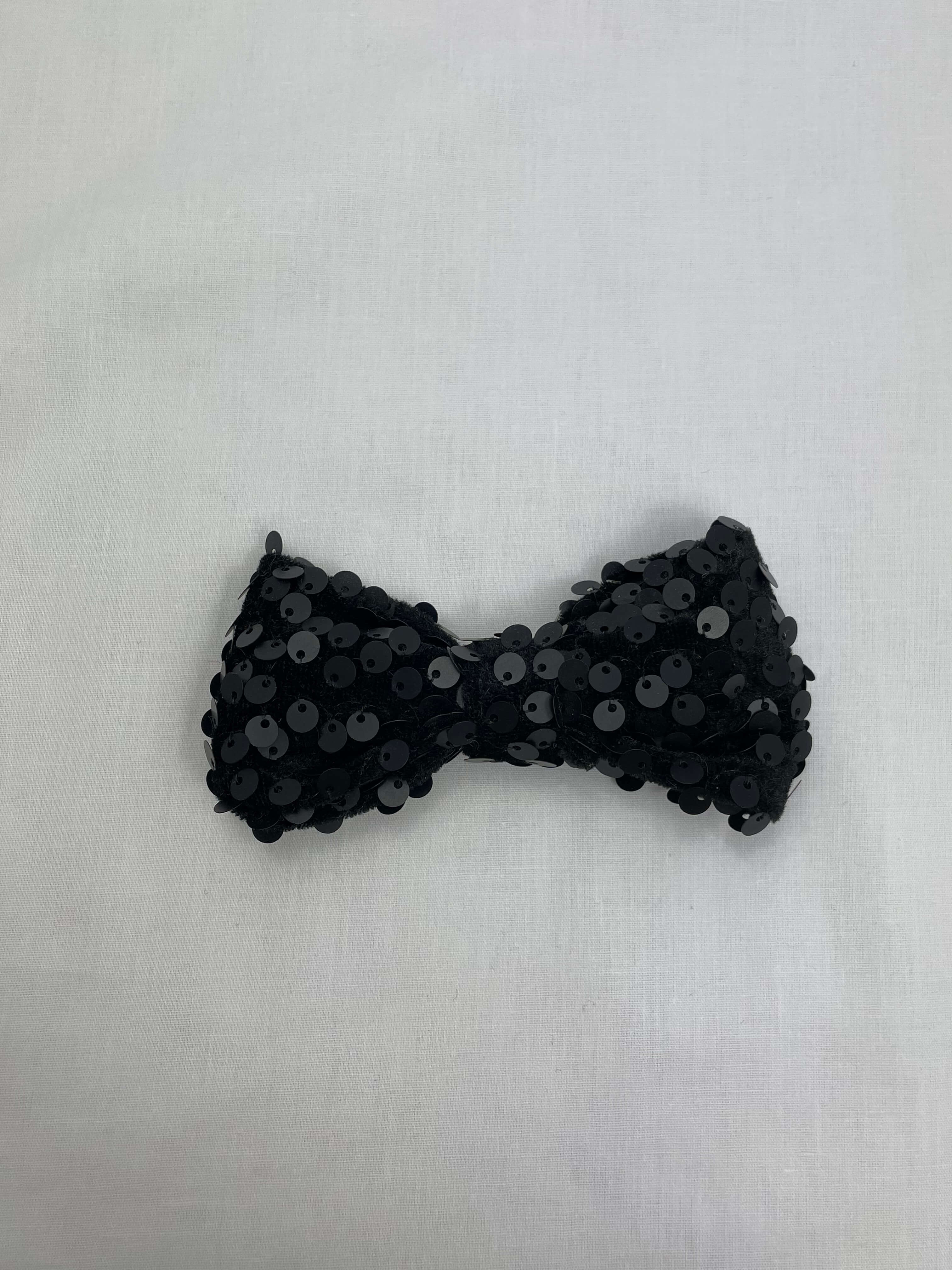 Hundfluga Svart Paljetter