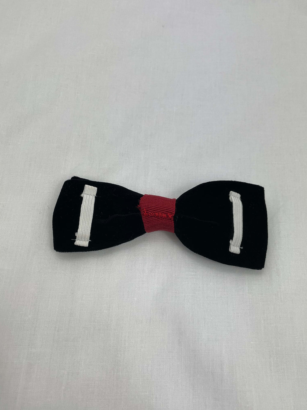 Hundfluga Svart Röd Sammet