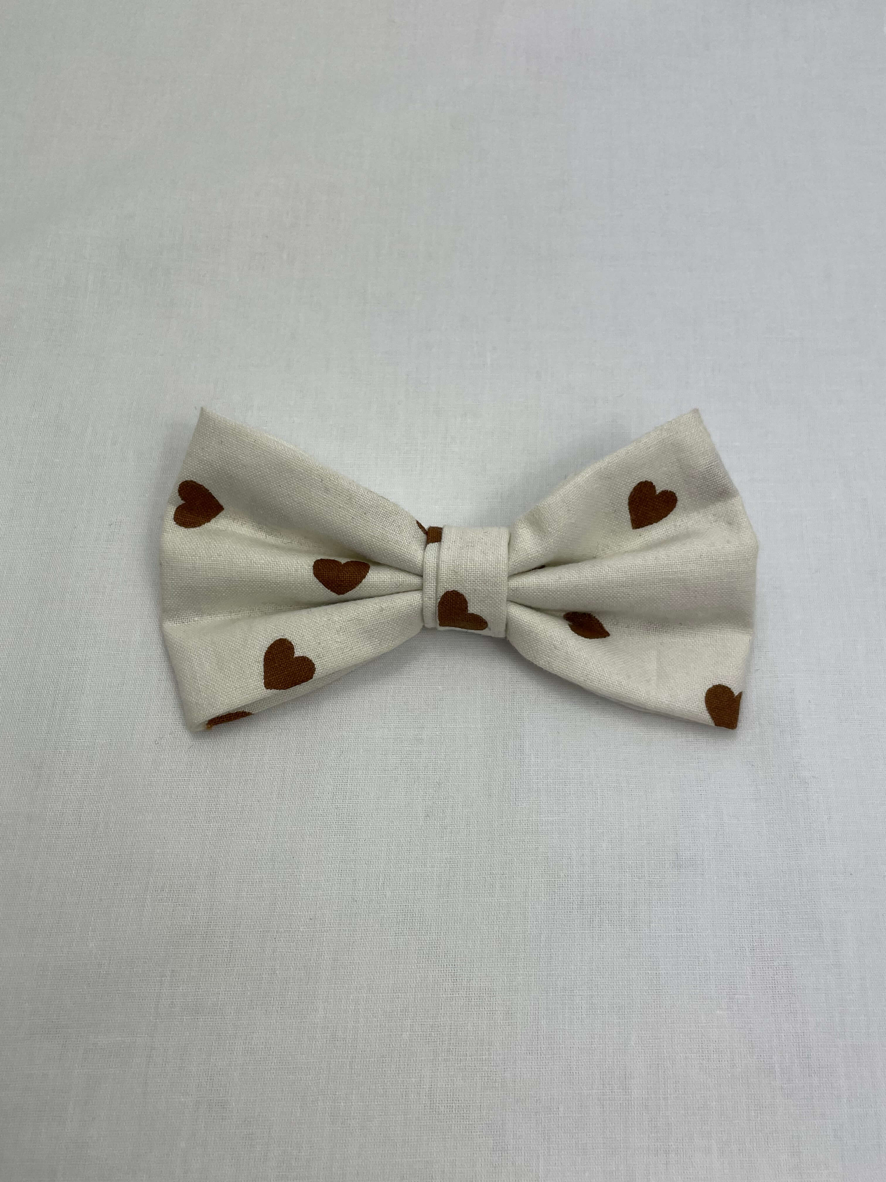 Hundfluga Vit Hjärtan