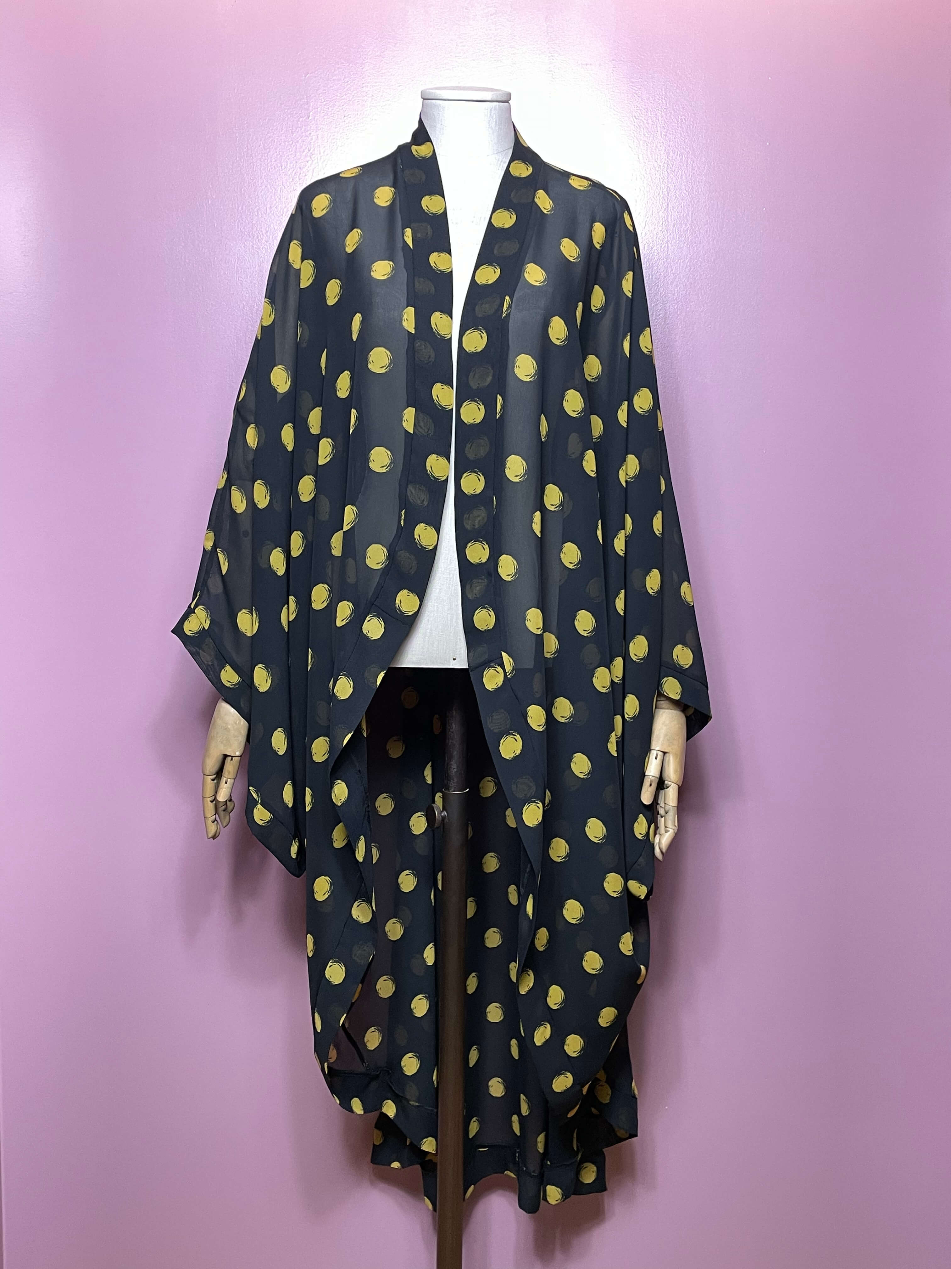 Kimono Svart Gul Prickar