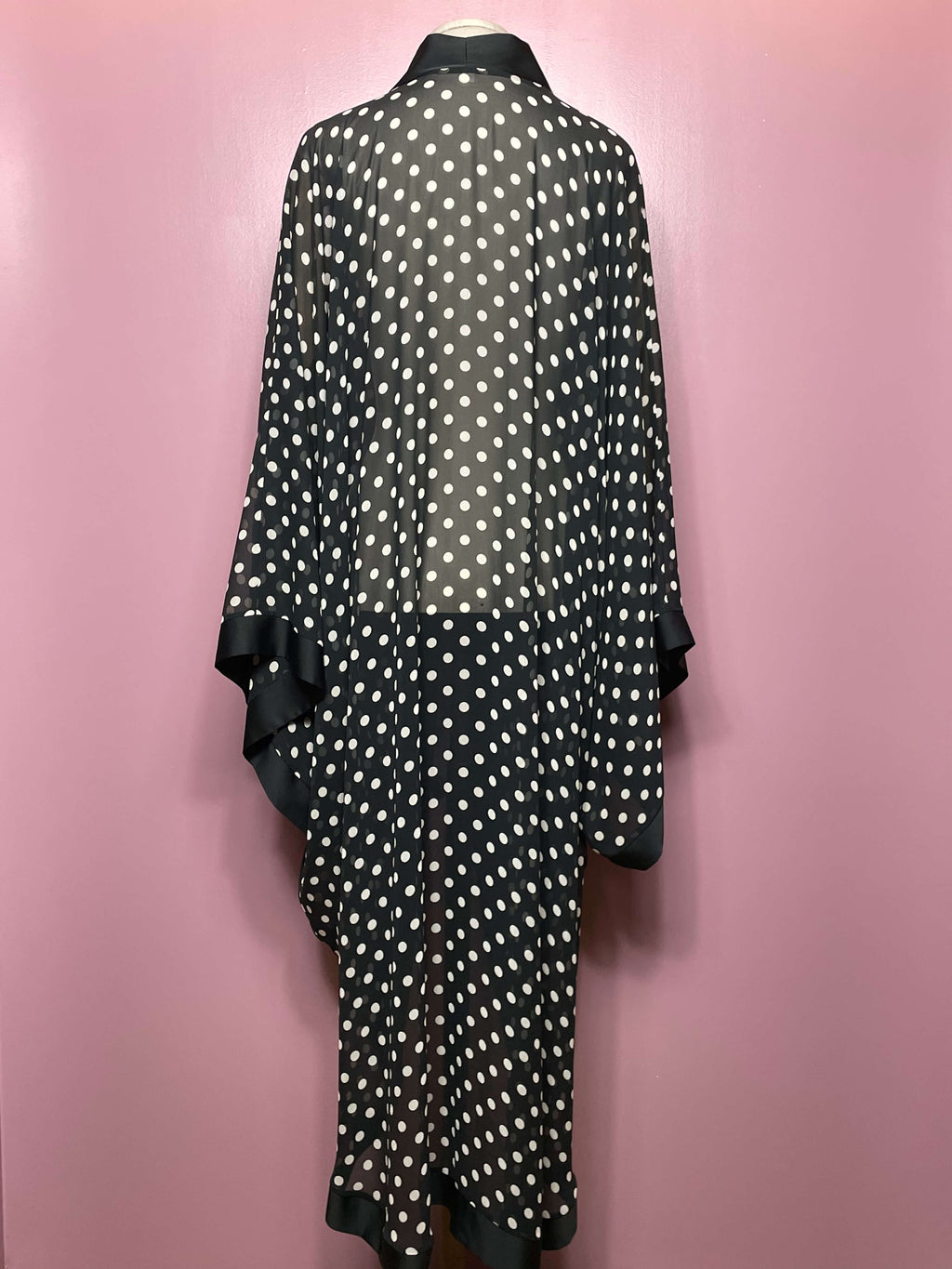Kimono Svart Vit Små Prickar