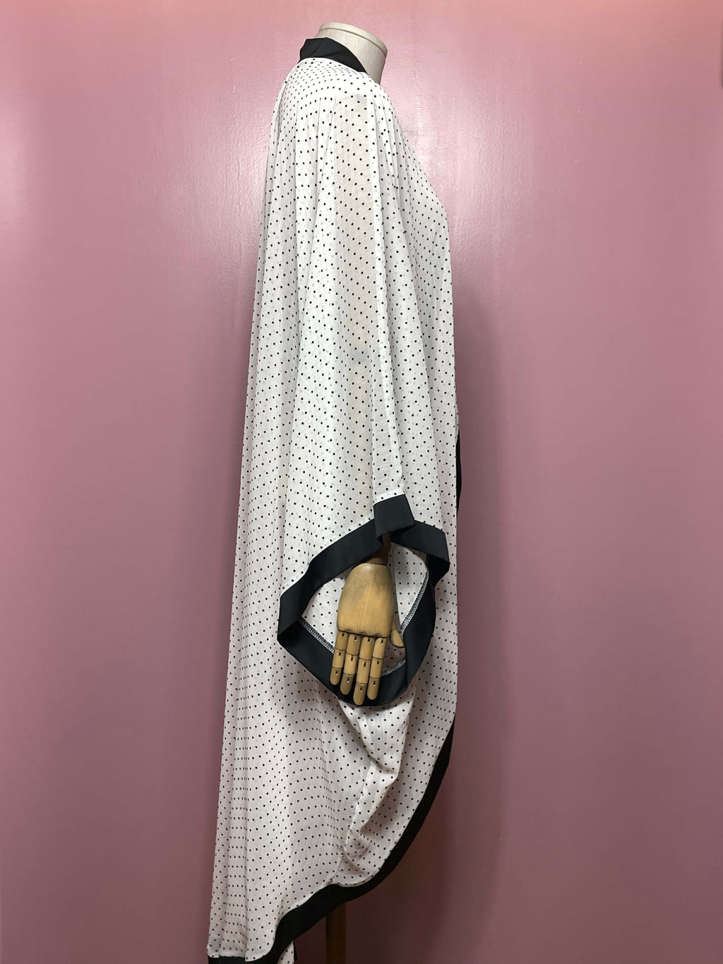 Kimono Vit Svart Små Prickar