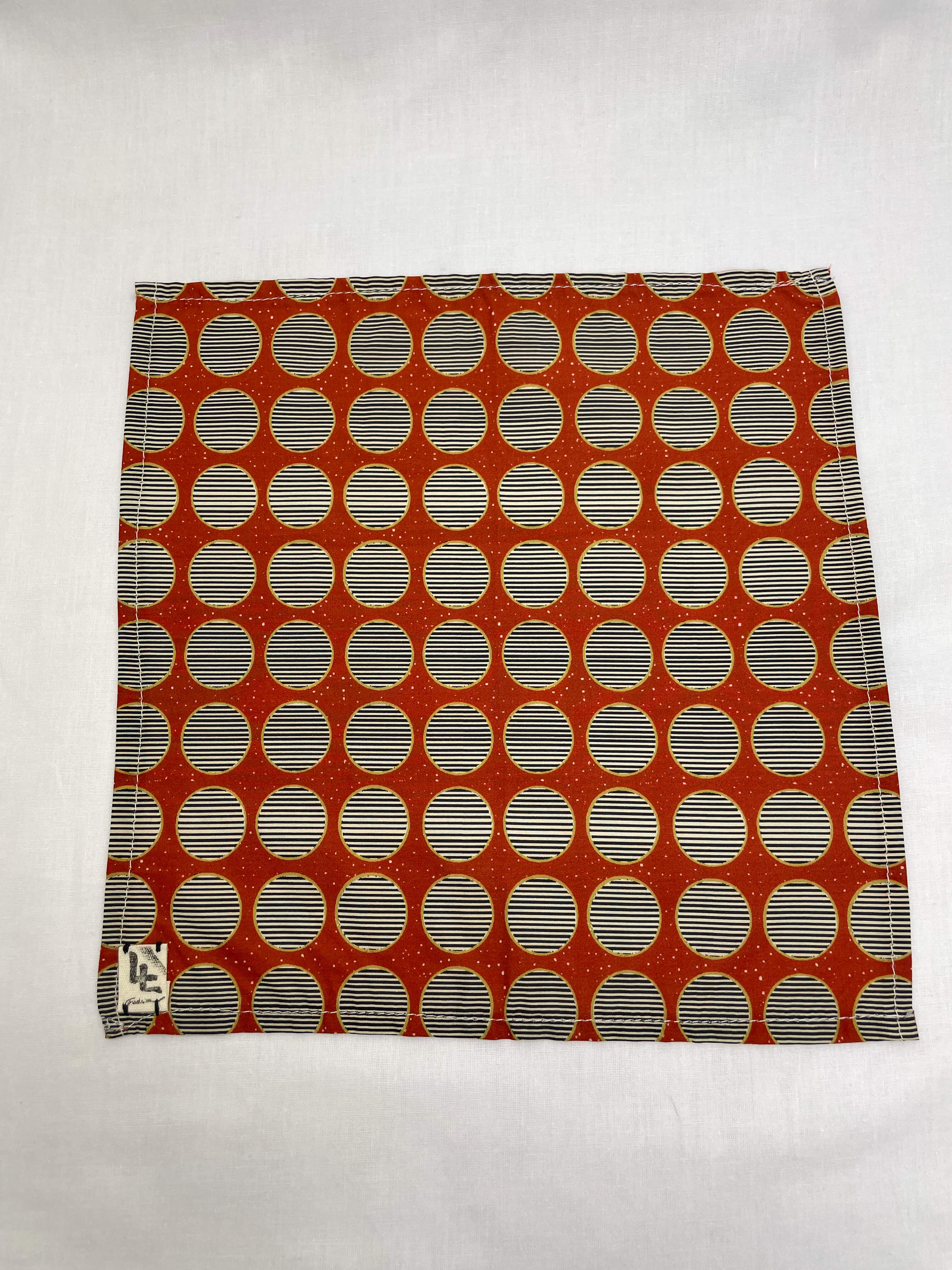 Näsduk Brun Cirklar