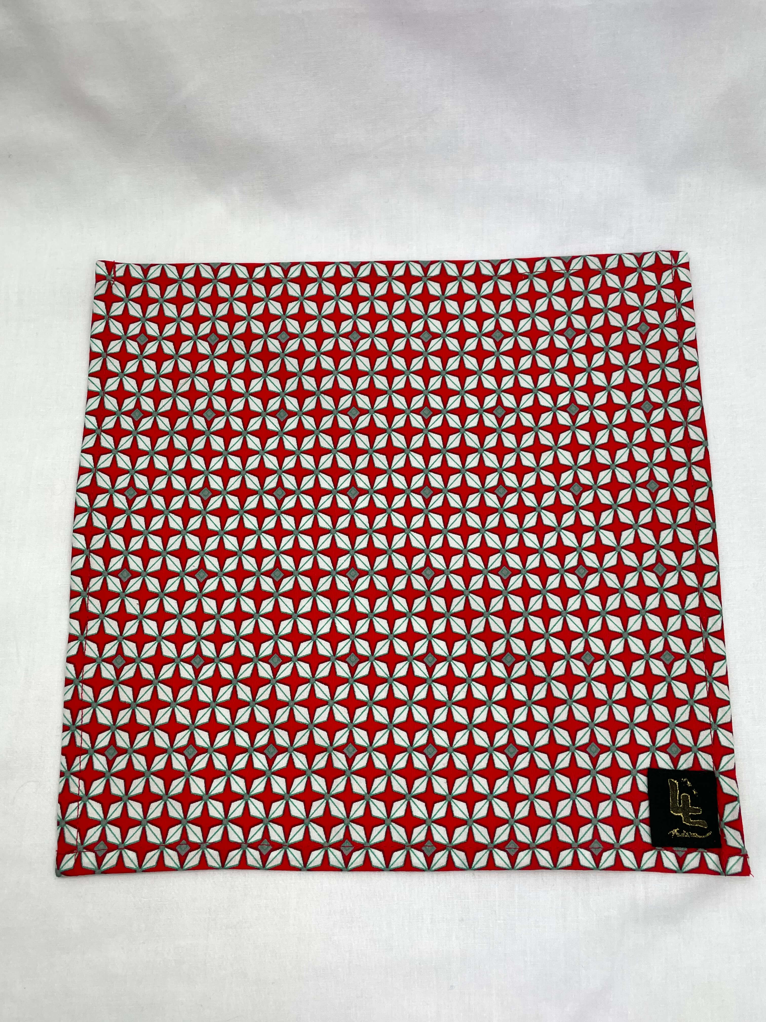 Näsduk RödVit Mönster