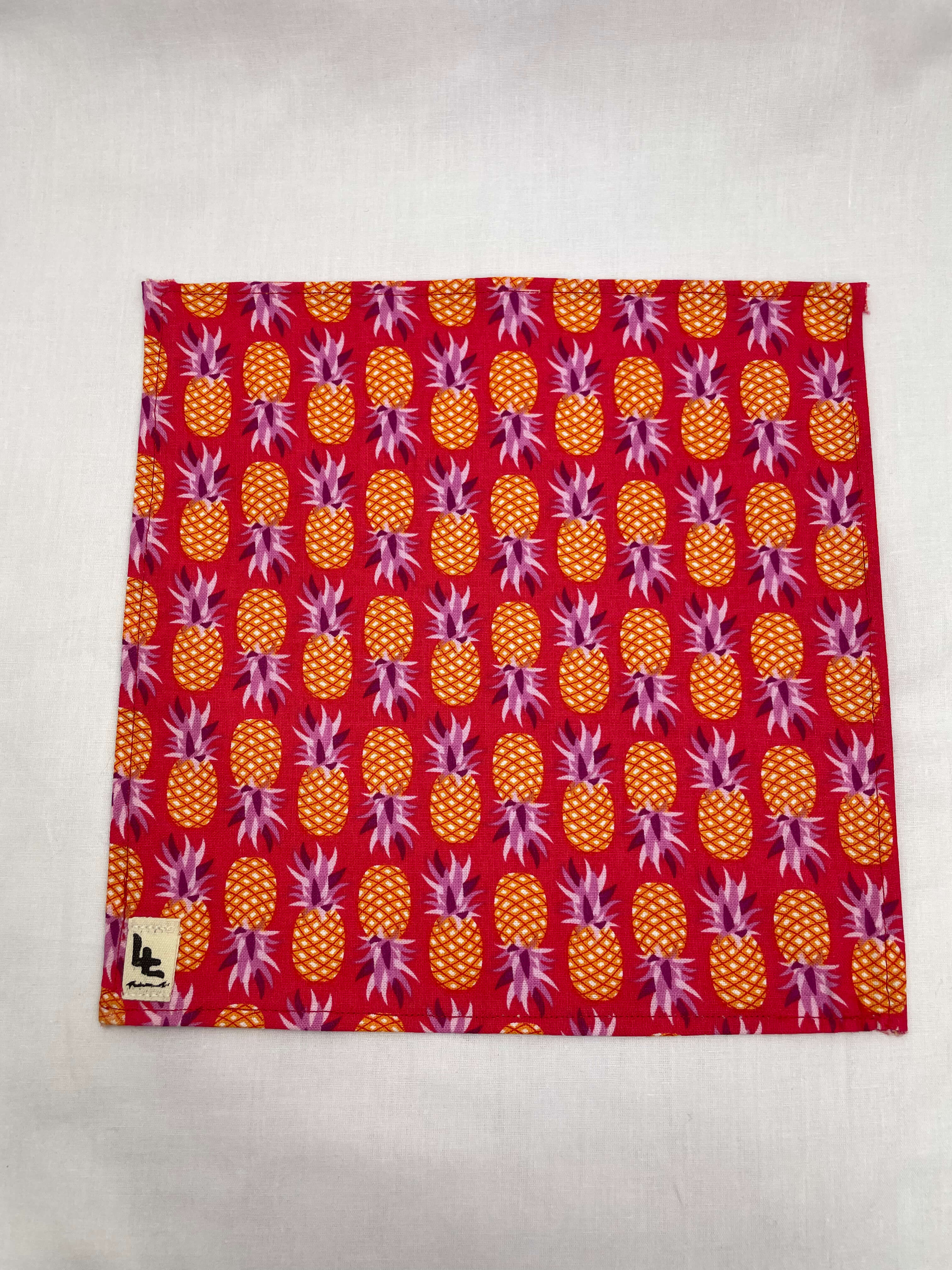Näsduk Röd Ananas