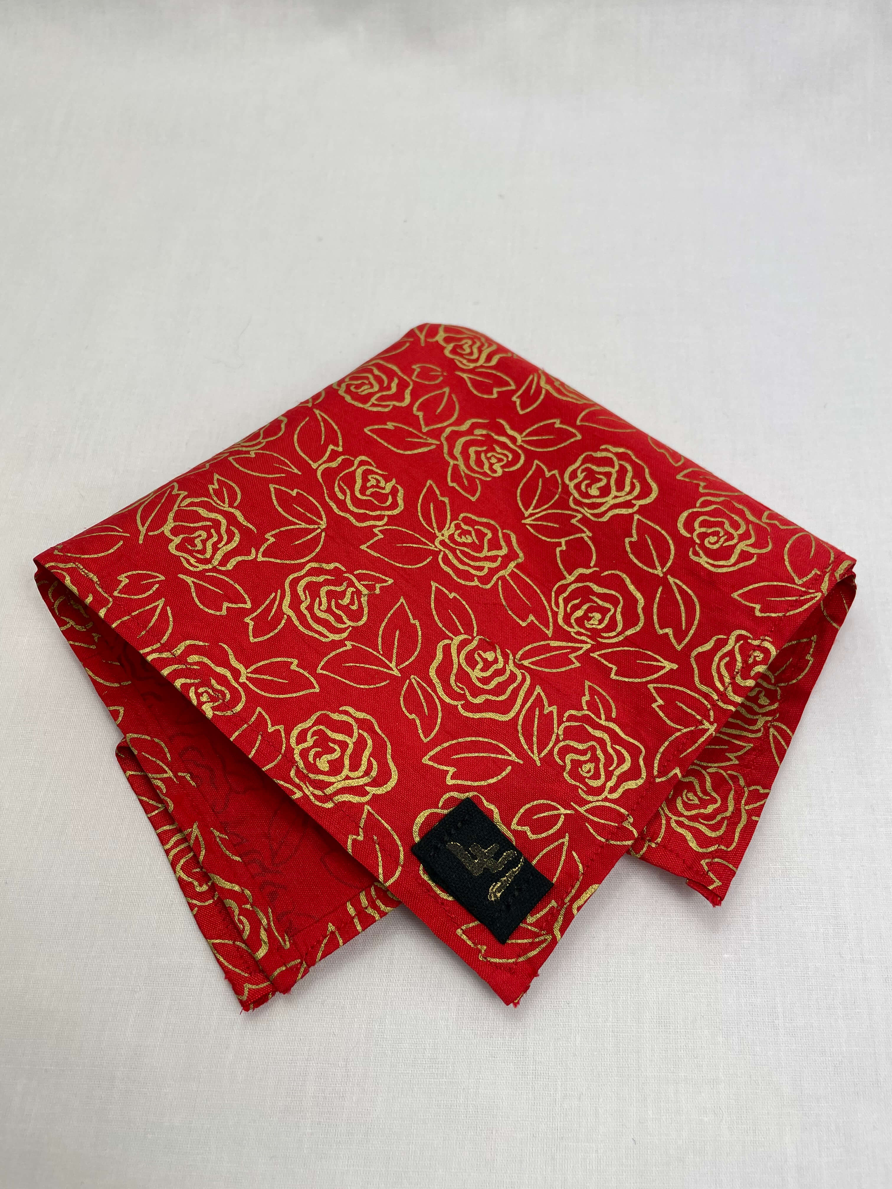 Näsduk Röd Thaisiden