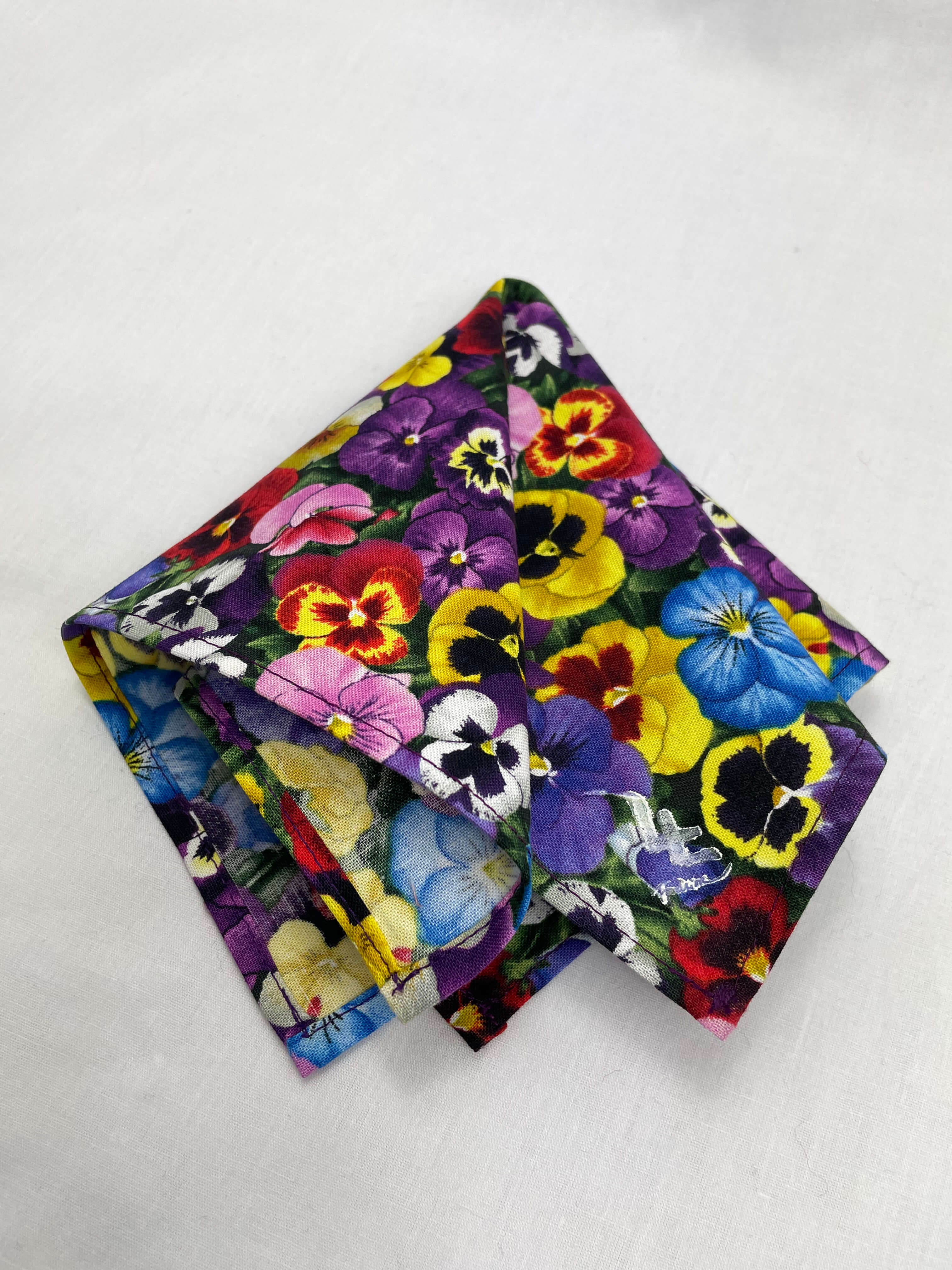 Näsduk Styvmorsviol