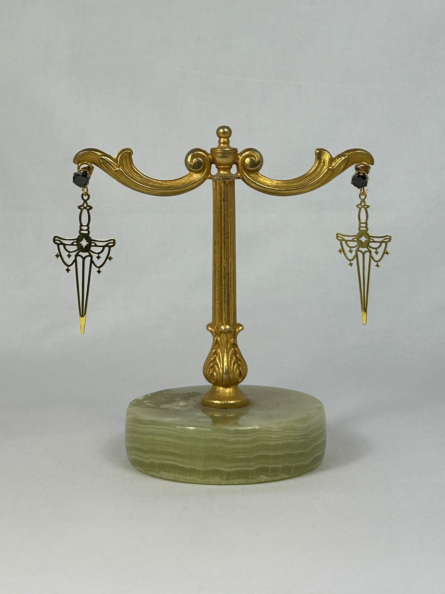 Örhängen Guld Svärd