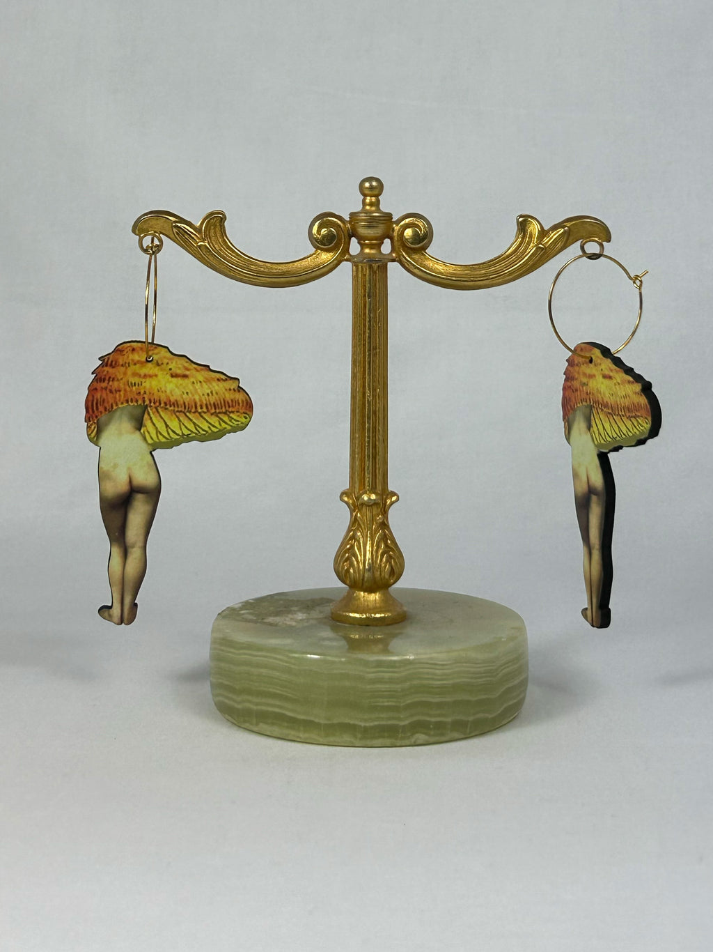 Örhängen Naken Stuss