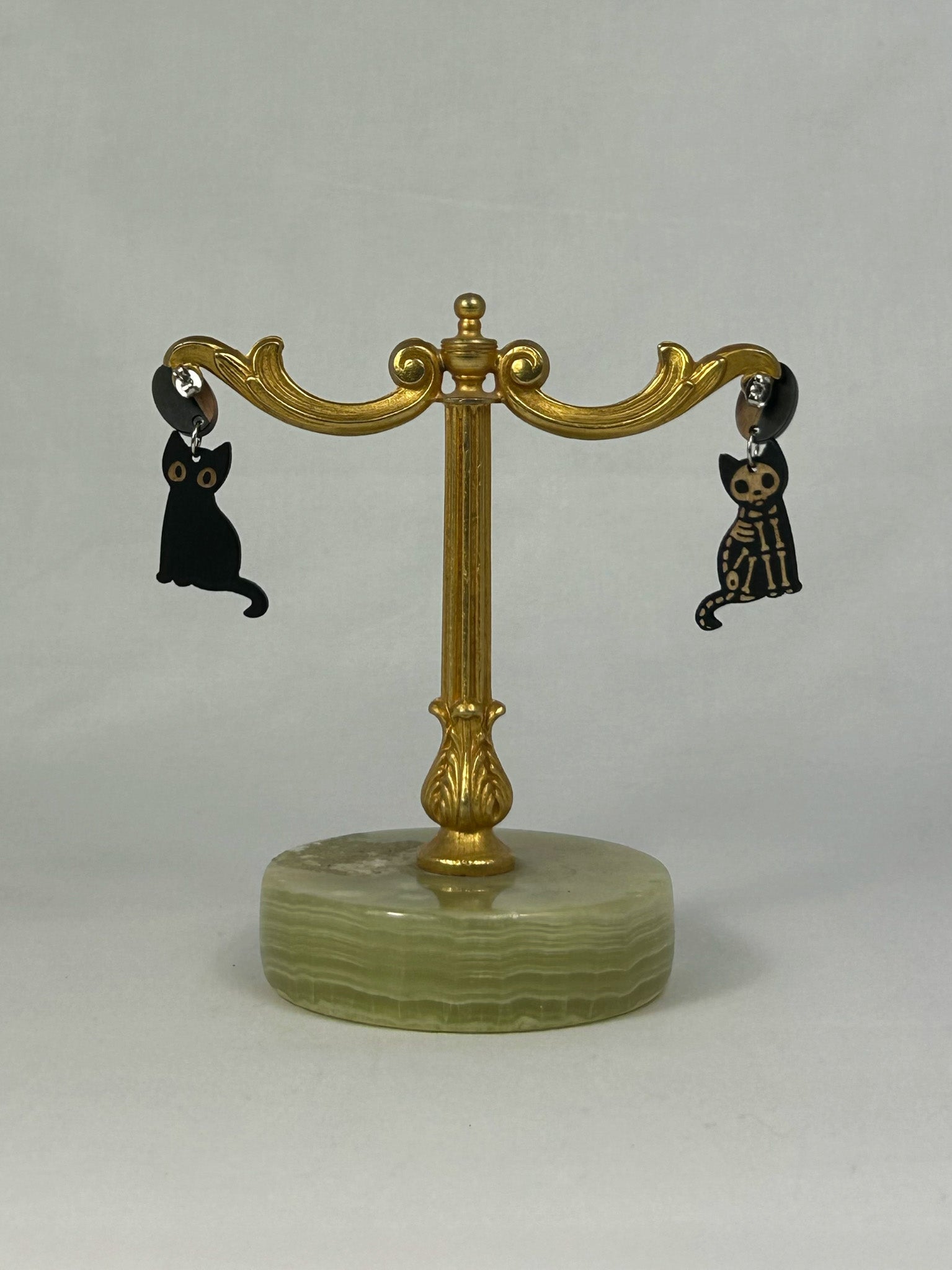 Örhängen Svart Död Katt